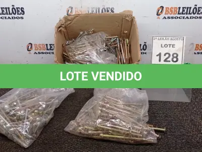 LOTE 128 - 01 LOTE COM GRANDE DE PARAFUSOS. (NO ESTADO) ATENÇÃO! FAZER A VISITAÇÃO ANTES DE ARREMATAR, NÃO SABEMOS SE FUNCIONA, LEILÃO NÃO TEM GARANTIA E NEM DEVOLUÇÃO, SUJEITO A POSSÍVEIS AVARIAS VISÍVEIS/OCULTAS E/OU AUSÊNCIA DE COMPONENTES.