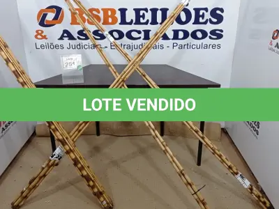 LOTE 251 - 20 VARAS DE BAMBU. (NO ESTADO) ATENÇÃO! FAZER A VISITAÇÃO ANTES DE ARREMATAR, NÃO SABEMOS SE FUNCIONA. LEILÃO NÃO TEM GARANTIA E NEM DEVOLUÇÃO, SUJEITO A POSSÍVEIS AVARIAS VISÍVEIS/OCULTAS E/OU AUSÊNCIA DE COMPONENTES.