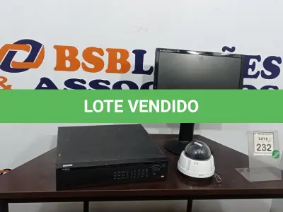 LOTE 232 - 01 APARELHO DVR, 01 MONITOR E 01 CÂMERA DE MONITORAMENTO. (NO ESTADO) ATENÇÃO! FAZER A VISITAÇÃO ANTES DE ARREMATAR, NÃO SABEMOS SE FUNCIONA. LEILÃO NÃO TEM GARANTIA E NEM DEVOLUÇÃO, SUJEITO A POSSÍVEIS AVARIAS VISÍVEIS/OCULTAS E/OU AUSÊNCIA DE COMPONENTES.