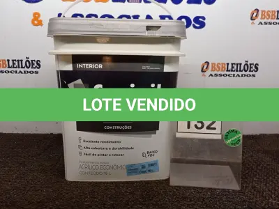 LOTE 132 - 01 BALDE DE TINTA SUVINIL INTERIORES FOSCOS 18L NA COR FOSCO BRANCO. VENCIMENTO 10/2027 (NOVO) (NO ESTADO) ATENÇÃO! FAZER A VISITAÇÃO ANTES DE ARREMATAR, NÃO SABEMOS SE FUNCIONA. LEILÃO NÃO TEM GARANTIA E NEM DEVOLUÇÃO, SUJEITO A POSSÍVEIS AVARIAS VISÍVEIS/OCULTAS E/OU AUSÊNCIA DE COMPONENTES.