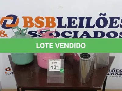LOTE 131 - 02 BOTIJÕES DE AR VAZIOS E 03 SECADORES DE MÃO. (NO ESTADO) ATENÇÃO! FAZER A VISITAÇÃO ANTES DE ARREMATAR, NÃO SABEMOS SE FUNCIONA. LEILÃO NÃO TEM GARANTIA E NEM DEVOLUÇÃO, SUJEITO A POSSÍVEIS AVARIAS VISÍVEIS/OCULTAS E/OU AUSÊNCIA DE COMPONENTES.