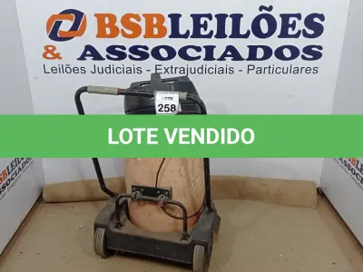 LOTE 258 - 01 ASPIRADOR DE PÓ INDUSTRIAL DUPLO 8002 PRO MARACA ELECTROLUX. (NO ESTADO) ATENÇÃO! FAZER A VISITAÇÃO ANTES DE ARREMATAR, NÃO SABEMOS SE FUNCIONA. LEILÃO NÃO TEM GARANTIA E NEM DEVOLUÇÃO, SUJEITO A POSSÍVEIS AVARIAS VISÍVEIS/OCULTAS E/OU AUSÊNCIA DE COMPONENTES.