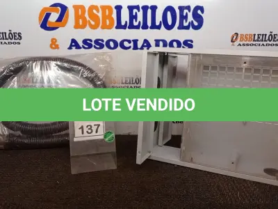 LOTE 137 - 01 CAIXA PLÁSTICA PARA UNIDADE DE MEDIÇÃO DE ÁGUA. (NO ESTADO) ATENÇÃO! FAZER A VISITAÇÃO ANTES DE ARREMATAR, NÃO SABEMOS SE FUNCIONA, LEILÃO NÃO TEM GARANTIA E NEM DEVOLUÇÃO, SUJEITO A POSSÍVEIS AVARIAS VISÍVEIS/OCULTAS E/OU AUSÊNCIA DE COMPONENTES.