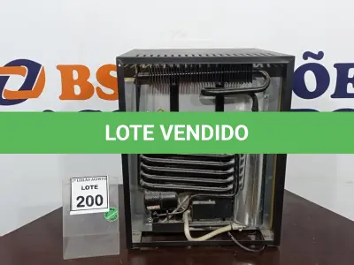LOTE 200 - 01 ADEGA 40L 220V. (NO ESTADO) ATENÇÃO! FAZER A VISITAÇÃO ANTES DE ARREMATAR, NÃO SABEMOS SE FUNCIONA. LEILÃO NÃO TEM GARANTIA E NEM DEVOLUÇÃO, SUJEITO A POSSÍVEIS AVARIAS VISÍVEIS/OCULTAS E/OU AUSÊNCIA DE COMPONENTES.