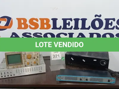 LOTE 321 - 01 EQUALIZADOR GRÁFICO ONEAL, OSCILOSCÓPIO ANALÓGICO, 01 MIXER STREO NASHVILLE E 01 HARMAN KARDON HK990. (NO ESTADO) ATENÇÃO! FAZER A VISITAÇÃO ANTES DE ARREMATAR, NÃO SABEMOS SE FUNCIONA. LEILÃO NÃO TEM GARANTIA E NEM DEVOLUÇÃO, SUJEITO A POSSÍVEIS AVARIAS VISÍVEIS/OCULTAS E/OU AUSÊNCIA DE COMPONENTES.