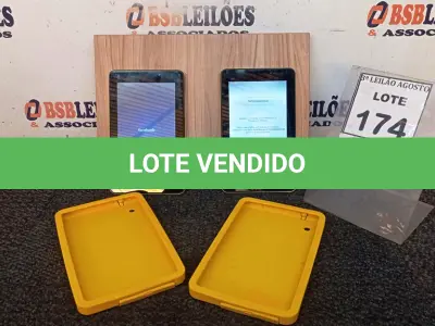 LOTE 174 - 02 TABLETS MARCA CCE. (NO ESTADO) ATENÇÃO! FAZER A VISITAÇÃO ANTES DE ARREMATAR, NÃO SABEMOS SE FUNCIONA, LEILÃO NÃO TEM GARANTIA E NEM DEVOLUÇÃO, SUJEITO A POSSÍVEIS AVARIAS VISÍVEIS/OCULTAS E/OU AUSÊNCIA DE COMPONENTES.