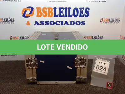 LOTE 024 - 01 CASE RÍGIDO. (NO ESTADO) ATENÇÃO! FAZER A VISITAÇÃO ANTES DE ARREMATAR, NÃO SABEMOS SE FUNCIONA, LEILÃO NÃO TEM GARANTIA E NEM DEVOLUÇÃO, SUJEITO A POSSÍVEIS AVARIAS VISÍVEIS/OCULTAS E/OU AUSÊNCIA DE COMPONENTES.