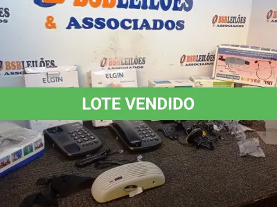 LOTE 210 - 04 MICROFONES PARA SEMINÁRIO, 02 GPS E 02 APARELHOS DE TELEFONE COM FIO. (NO ESTADO) ATENÇÃO! FAZER A VISITAÇÃO ANTES DE ARREMATAR, NÃO SABEMOS SE FUNCIONA, LEILÃO NÃO TEM GARANTIA E NEM DEVOLUÇÃO, SUJEITO A POSSÍVEIS AVARIAS VISÍVEIS/OCULTAS E/OU AUSÊNCIA DE COMPONENTES.
