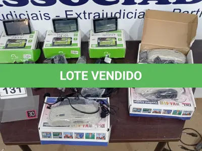 LOTE 131 - 03 GPS TRACKER TV MARCA MULTILASER E 03 MICROFONES PARA SEMINÁRIO. (NO ESTADO) ATENÇÃO! FAZER A VISITAÇÃO ANTES DE ARREMATAR, NÃO SABEMOS SE FUNCIONA, LEILÃO NÃO TEM GARANTIA E NEM DEVOLUÇÃO, SUJEITO A POSSÍVEIS AVARIAS VISÍVEIS/OCULTAS E/OU AUSÊNCIA DE COMPONENTES.