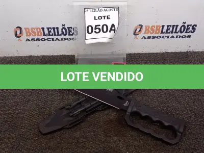 LOTE 050 - 01 FACÃO  IMPORTADA AÇO INOXIDÁVEL CABO EM MADEIRA  FULL TANG BAINHA DE NYLON TAMANHO TOTAL 50CM PESO 526G JÁ AFIADA  . (NO ESTADO) ATENÇÃO! FAZER A VISITAÇÃO ANTES DE ARREMATAR, NÃO SABEMOS SE FUNCIONA. LEILÃO NÃO TEM GARANTIA E NEM DEVOLUÇÃO, SUJEITO A POSSÍVEIS AVARIAS VISÍVEIS/OCULTAS E/OU AUSÊNCIA DE COMPONENTES.