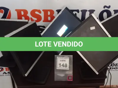 LOTE 148 - 05 MONITORES MARCA HP. (NO ESTADO) ATENÇÃO! FAZER A VISITAÇÃO ANTES DE ARREMATAR, NÃO SABEMOS SE FUNCIONA, LEILÃO NÃO TEM GARANTIA E NEM DEVOLUÇÃO, SUJEITO A POSSÍVEIS AVARIAS VISÍVEIS/OCULTAS E/OU AUSÊNCIA DE COMPONENTES.