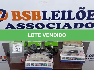 LOTE 131 - 03 GPS TRACKER TV MARCA MULTILASER E 03 MICROFONES PARA SEMINÁRIO. (NO ESTADO) ATENÇÃO! FAZER A VISITAÇÃO ANTES DE ARREMATAR, NÃO SABEMOS SE FUNCIONA, LEILÃO NÃO TEM GARANTIA E NEM DEVOLUÇÃO, SUJEITO A POSSÍVEIS AVARIAS VISÍVEIS/OCULTAS E/OU AUSÊNCIA DE COMPONENTES.