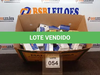 LOTE 054 - 01 LOTE COM GRANDE QUANTIDADE DE CARTUCHOS DE IMPRESSORA. (NO ESTADO) ATENÇÃO! FAZER A VISITAÇÃO ANTES DE ARREMATAR, NÃO SABEMOS SE FUNCIONA, LEILÃO NÃO TEM GARANTIA E NEM DEVOLUÇÃO, SUJEITO A POSSÍVEIS AVARIAS VISÍVEIS/OCULTAS E/OU AUSÊNCIA DE COMPONENTES.
