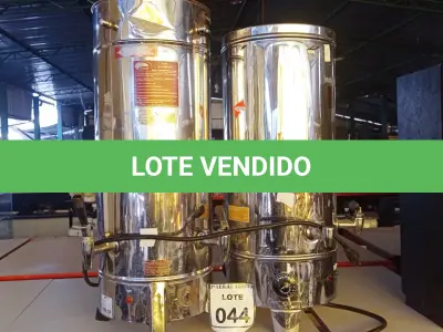 LOTE 044 - 02 CAFETEIRAS INDUSTRIAIS. (NO ESTADO) ATENÇÃO! FAZER A VISITAÇÃO ANTES DE ARREMATAR, NÃO SABEMOS SE FUNCIONA, LEILÃO NÃO TEM GARANTIA E NEM DEVOLUÇÃO, SUJEITO A POSSÍVEIS AVARIAS VISÍVEIS/OCULTAS E/OU AUSÊNCIA DE COMPONENTES.