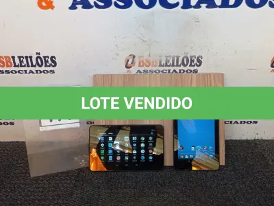 LOTE 177 - 02 TABLETS MARCA DELL. (NO ESTADO) ATENÇÃO! FAZER A VISITAÇÃO ANTES DE ARREMATAR, NÃO SABEMOS SE FUNCIONA, LEILÃO NÃO TEM GARANTIA E NEM DEVOLUÇÃO, SUJEITO A POSSÍVEIS AVARIAS VISÍVEIS/OCULTAS E/OU AUSÊNCIA DE COMPONENTES.
