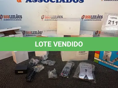 LOTE 211 - 01 TV BOX E 06 CAIXAS DE FONTE COM 04 UNIDADES CADA. (NO ESTADO) ATENÇÃO! FAZER A VISITAÇÃO ANTES DE ARREMATAR, NÃO SABEMOS SE FUNCIONA, LEILÃO NÃO TEM GARANTIA E NEM DEVOLUÇÃO, SUJEITO A POSSÍVEIS AVARIAS VISÍVEIS/OCULTAS E/OU AUSÊNCIA DE COMPONENTES.
