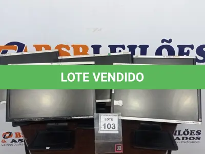 LOTE 103 - 05 MONITORES MARCA HP. (NO ESTADO) ATENÇÃO! FAZER A VISITAÇÃO ANTES DE ARREMATAR, NÃO SABEMOS SE FUNCIONA, LEILÃO NÃO TEM GARANTIA E NEM DEVOLUÇÃO, SUJEITO A POSSÍVEIS AVARIAS VISÍVEIS/OCULTAS E/OU AUSÊNCIA DE COMPONENTES.