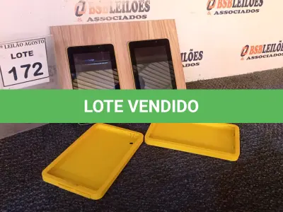 LOTE 172 - 02 TABLETS MARCA CCE. (NO ESTADO) ATENÇÃO! FAZER A VISITAÇÃO ANTES DE ARREMATAR, NÃO SABEMOS SE FUNCIONA, LEILÃO NÃO TEM GARANTIA E NEM DEVOLUÇÃO, SUJEITO A POSSÍVEIS AVARIAS VISÍVEIS/OCULTAS E/OU AUSÊNCIA DE COMPONENTES.