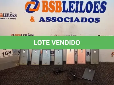 LOTE 168 - 08 CELULARES MARCA POSITIVO E 01 CARREGADOR. (NO ESTADO) ATENÇÃO! FAZER A VISITAÇÃO ANTES DE ARREMATAR, NÃO SABEMOS SE FUNCIONA, LEILÃO NÃO TEM GARANTIA E NEM DEVOLUÇÃO, SUJEITO A POSSÍVEIS AVARIAS VISÍVEIS/OCULTAS E/OU AUSÊNCIA DE COMPONENTES.