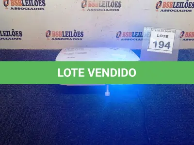 LOTE 194 - 01 PROJETOR NEC. (NO ESTADO) ATENÇÃO! FAZER A VISITAÇÃO ANTES DE ARREMATAR, NÃO SABEMOS SE FUNCIONA, LEILÃO NÃO TEM GARANTIA E NEM DEVOLUÇÃO, SUJEITO A POSSÍVEIS AVARIAS VISÍVEIS/OCULTAS E/OU AUSÊNCIA DE COMPONENTES.