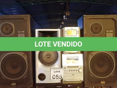 LOTE 055 - 01 APARELHO DE DVD, 01MICRO COMPONENTE SYSTEM, 01 RECEIVER SYSTEM E 03 CAIXAS DE SOM. (NO ESTADO) ATENÇÃO! FAZER A VISITAÇÃO ANTES DE ARREMATAR, NÃO SABEMOS SE FUNCIONA, LEILÃO NÃO TEM GARANTIA E NEM DEVOLUÇÃO, SUJEITO A POSSÍVEIS AVARIAS VISÍVEIS/OCULTAS E/OU AUSÊNCIA DE COMPONENTES.