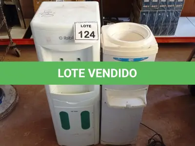 LOTE 124 - 02 BEBEDOUROS SENDO 01 PARA GARRAFÃO (NO ESTADO) ATENÇÃO! FAZER A VISITAÇÃO ANTES DE ARREMATAR, NÃO SABEMOS SE FUNCIONA, LEILÃO NÃO TEM GARANTIA E NEM DEVOLUÇÃO, SUJEITO A POSSÍVEIS AVARIAS VISÍVEIS/OCULTAS E/OU AUSÊNCIA DE COMPONENTES.