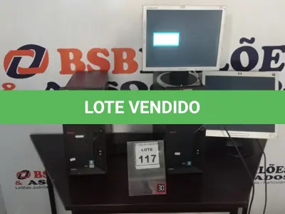 LOTE 117 - 02 CPU MARCA LENOVO E 02 MONITORES MARCAS VARIADAS. (NO ESTADO) ATENÇÃO! FAZER A VISITAÇÃO ANTES DE ARREMATAR, NÃO SABEMOS SE FUNCIONA, LEILÃO NÃO TEM GARANTIA E NEM DEVOLUÇÃO, SUJEITO A POSSÍVEIS AVARIAS VISÍVEIS/OCULTAS E/OU AUSÊNCIA DE COMPONENTES.