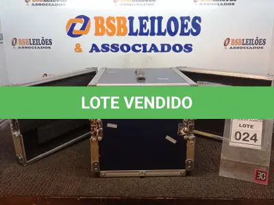 LOTE 024 - 01 CASE RÍGIDO. (NO ESTADO) ATENÇÃO! FAZER A VISITAÇÃO ANTES DE ARREMATAR, NÃO SABEMOS SE FUNCIONA, LEILÃO NÃO TEM GARANTIA E NEM DEVOLUÇÃO, SUJEITO A POSSÍVEIS AVARIAS VISÍVEIS/OCULTAS E/OU AUSÊNCIA DE COMPONENTES.