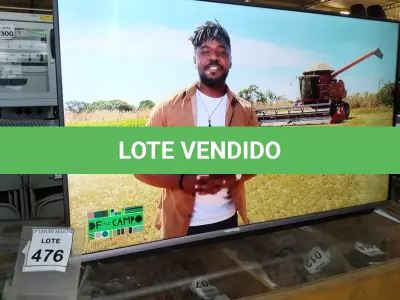 LOTE 476 - 01 SMART TV SKYWORTH 55’’ COM CONTROLE. (NO ESTADO) ATENÇÃO! FAZER A VISITAÇÃO ANTES DE ARREMATAR, NÃO SABEMOS SE FUNCIONA. LEILÃO NÃO TEM GARANTIA E NEM DEVOLUÇÃO, SUJEITO A POSSÍVEIS AVARIAS VISÍVEIS/OCULTAS E/OU AUSÊNCIA DE COMPONENTES.