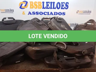 LOTE 060 - 10 BOLSAS DE NOTEBOOK. (NO ESTADO) ATENÇÃO! FAZER A VISITAÇÃO ANTES DE ARREMATAR, NÃO SABEMOS SE FUNCIONA, LEILÃO NÃO TEM GARANTIA E NEM DEVOLUÇÃO, SUJEITO A POSSÍVEIS AVARIAS VISÍVEIS/OCULTAS E/OU AUSÊNCIA DE COMPONENTES.