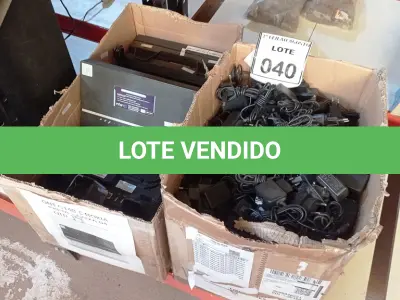 LOTE 040 - 01 LOTE COM GRANDE QUANTIDADE DE FONTES E ROTEADORES. (NO ESTADO) ATENÇÃO! FAZER A VISITAÇÃO ANTES DE ARREMATAR, NÃO SABEMOS SE FUNCIONA, LEILÃO NÃO TEM GARANTIA E NEM DEVOLUÇÃO, SUJEITO A POSSÍVEIS AVARIAS VISÍVEIS/OCULTAS E/OU AUSÊNCIA DE COMPONENTES.