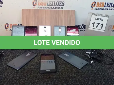 LOTE 171 - 08 CELULARES MARCA POSITIVO E 02 CARREGADORES. (NO ESTADO) ATENÇÃO! FAZER A VISITAÇÃO ANTES DE ARREMATAR, NÃO SABEMOS SE FUNCIONA, LEILÃO NÃO TEM GARANTIA E NEM DEVOLUÇÃO, SUJEITO A POSSÍVEIS AVARIAS VISÍVEIS/OCULTAS E/OU AUSÊNCIA DE COMPONENTES.