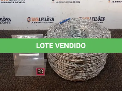 LOTE 053 - 01 ROLO DE ARAME FARPADO COM 500M. (NO ESTADO) ATENÇÃO! FAZER A VISITAÇÃO ANTES DE ARREMATAR, NÃO SABEMOS SE FUNCIONA, LEILÃO NÃO TEM GARANTIA E NEM DEVOLUÇÃO, SUJEITO A POSSÍVEIS AVARIAS VISÍVEIS/OCULTAS E/OU AUSÊNCIA DE COMPONENTES.