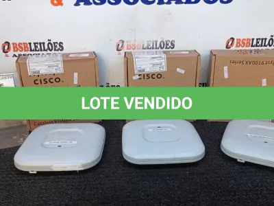 LOTE 190 - 03 ROTEADORES MARCA CISCO. (NO ESTADO) ATENÇÃO! FAZER A VISITAÇÃO ANTES DE ARREMATAR, NÃO SABEMOS SE FUNCIONA, LEILÃO NÃO TEM GARANTIA E NEM DEVOLUÇÃO, SUJEITO A POSSÍVEIS AVARIAS VISÍVEIS/OCULTAS E/OU AUSÊNCIA DE COMPONENTES.