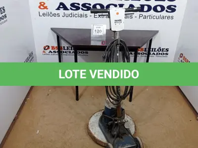 LOTE 120 - 01 ENCERADEIRA ELÉTRICA. (NO ESTADO) ATENÇÃO! FAZER A VISITAÇÃO ANTES DE ARREMATAR, NÃO SABEMOS SE FUNCIONA, LEILÃO NÃO TEM GARANTIA E NEM DEVOLUÇÃO, SUJEITO A POSSÍVEIS AVARIAS VISÍVEIS/OCULTAS E/OU AUSÊNCIA DE COMPONENTES.