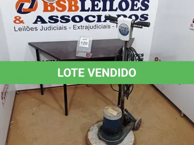 LOTE 120 - 01 ENCERADEIRA ELÉTRICA. (NO ESTADO) ATENÇÃO! FAZER A VISITAÇÃO ANTES DE ARREMATAR, NÃO SABEMOS SE FUNCIONA, LEILÃO NÃO TEM GARANTIA E NEM DEVOLUÇÃO, SUJEITO A POSSÍVEIS AVARIAS VISÍVEIS/OCULTAS E/OU AUSÊNCIA DE COMPONENTES.