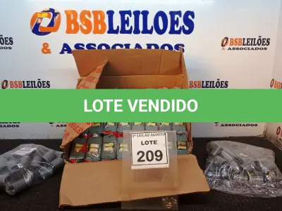 LOTE 209 - 01 LOTE COM GRANDE QUANTIDADE DE INTERRUPTORES E ACESSÓRIO. (NO ESTADO) ATENÇÃO! FAZER A VISITAÇÃO ANTES DE ARREMATAR, NÃO SABEMOS SE FUNCIONA, LEILÃO NÃO TEM GARANTIA E NEM DEVOLUÇÃO, SUJEITO A POSSÍVEIS AVARIAS VISÍVEIS/OCULTAS E/OU AUSÊNCIA DE COMPONENTES.
