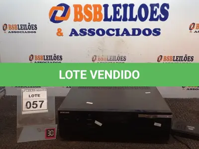 LOTE 057 - 01 HOME THEATER MARCA SAMSUNG. (NO ESTADO) ATENÇÃO! FAZER A VISITAÇÃO ANTES DE ARREMATAR, NÃO SABEMOS SE FUNCIONA, LEILÃO NÃO TEM GARANTIA E NEM DEVOLUÇÃO, SUJEITO A POSSÍVEIS AVARIAS VISÍVEIS/OCULTAS E/OU AUSÊNCIA DE COMPONENTES.