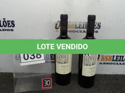 LOTE 038 - 02 GARRAFAS DE VINHO MALBEC SAFRA 2020 ARGENTINO 750ML MARCA LOTE 44. (NO ESTADO) ATENÇÃO! FAZER A VISITAÇÃO ANTES DE ARREMATAR, NÃO SABEMOS SE FUNCIONA, LEILÃO NÃO TEM GARANTIA E NEM DEVOLUÇÃO, SUJEITO A POSSÍVEIS AVARIAS VISÍVEIS/OCULTAS E/OU AUSÊNCIA DE COMPONENTES.