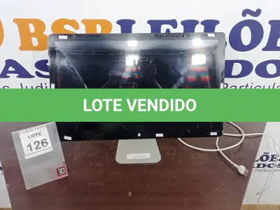 LOTE 126 - 01 MONITOR APPLE COM AVARIAS. (NO ESTADO) ATENÇÃO! FAZER A VISITAÇÃO ANTES DE ARREMATAR, NÃO SABEMOS SE FUNCIONA, LEILÃO NÃO TEM GARANTIA E NEM DEVOLUÇÃO, SUJEITO A POSSÍVEIS AVARIAS VISÍVEIS/OCULTAS E/OU AUSÊNCIA DE COMPONENTES.