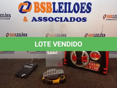 LOTE 038 - 01 CAIXA DE SOM BLUETOOTH, 01 FILMADORA MARCA PANASONIC, 01 TRANSCODER,01 REPRODUTOR DE CP MP3 E 01 CALCULADORA COMERCIAL MARCA HP. (NO ESTADO) ATENÇÃO! FAZER A VISITAÇÃO ANTES DE ARREMATAR, NÃO SABEMOS SE FUNCIONA, LEILÃO NÃO TEM GARANTIA E NEM DEVOLUÇÃO, SUJEITO A POSSÍVEIS AVARIAS VISÍVEIS/OCULTAS E/OU AUSÊNCIA DE COMPONENTES.