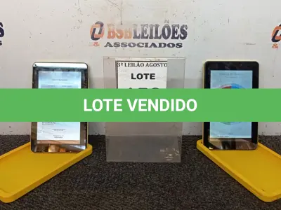 LOTE 153 - 02 TABLETS MARCA CCE. (NO ESTADO) ATENÇÃO! FAZER A VISITAÇÃO ANTES DE ARREMATAR, NÃO SABEMOS SE FUNCIONA, LEILÃO NÃO TEM GARANTIA E NEM DEVOLUÇÃO, SUJEITO A POSSÍVEIS AVARIAS VISÍVEIS/OCULTAS E/OU AUSÊNCIA DE COMPONENTES.