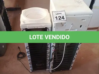 LOTE 124 - 02 BEBEDOUROS SENDO 01 PARA GARRAFÃO (NO ESTADO) ATENÇÃO! FAZER A VISITAÇÃO ANTES DE ARREMATAR, NÃO SABEMOS SE FUNCIONA, LEILÃO NÃO TEM GARANTIA E NEM DEVOLUÇÃO, SUJEITO A POSSÍVEIS AVARIAS VISÍVEIS/OCULTAS E/OU AUSÊNCIA DE COMPONENTES.