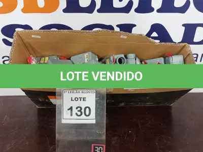 LOTE 130 - 01 LOTE COM GRANDE QUANTIDADE DE INTERRUPTORES. (NO ESTADO) ATENÇÃO! FAZER A VISITAÇÃO ANTES DE ARREMATAR, NÃO SABEMOS SE FUNCIONA, LEILÃO NÃO TEM GARANTIA E NEM DEVOLUÇÃO, SUJEITO A POSSÍVEIS AVARIAS VISÍVEIS/OCULTAS E/OU AUSÊNCIA DE COMPONENTES.