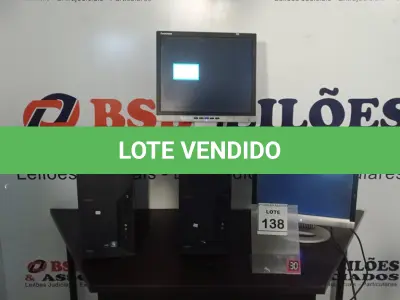 LOTE 138 - 02 CPU E 02 MONITORES MARCAS VARIADAS. (NO ESTADO) ATENÇÃO! FAZER A VISITAÇÃO ANTES DE ARREMATAR, NÃO SABEMOS SE FUNCIONA, LEILÃO NÃO TEM GARANTIA E NEM DEVOLUÇÃO, SUJEITO A POSSÍVEIS AVARIAS VISÍVEIS/OCULTAS E/OU AUSÊNCIA DE COMPONENTES.