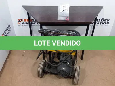 LOTE 121 - 01 LAVADORA DE ALTA PRESSÃO. (NO ESTADO) ATENÇÃO! FAZER A VISITAÇÃO ANTES DE ARREMATAR, NÃO SABEMOS SE FUNCIONA, LEILÃO NÃO TEM GARANTIA E NEM DEVOLUÇÃO, SUJEITO A POSSÍVEIS AVARIAS VISÍVEIS/OCULTAS E/OU AUSÊNCIA DE COMPONENTES.