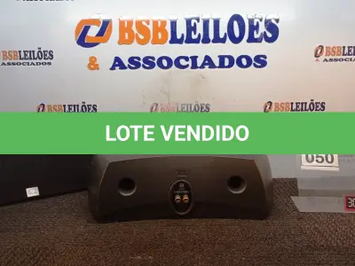 LOTE 050 - 01 CAIXA DE SOM JBL. (NO ESTADO) ATENÇÃO! FAZER A VISITAÇÃO ANTES DE ARREMATAR, NÃO SABEMOS SE FUNCIONA, LEILÃO NÃO TEM GARANTIA E NEM DEVOLUÇÃO, SUJEITO A POSSÍVEIS AVARIAS VISÍVEIS/OCULTAS E/OU AUSÊNCIA DE COMPONENTES.