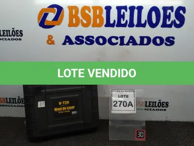 LOTE 270 - 01 NIVEL A LASER COM 2 BATERIAS MALETA ÓCULOS DE PROTEÇÃO. (NO ESTADO) ATENÇÃO! FAZER A VISITAÇÃO ANTES DE ARREMATAR, NÃO SABEMOS SE FUNCIONA. LEILÃO NÃO TEM GARANTIA E NEM DEVOLUÇÃO, SUJEITO A POSSÍVEIS AVARIAS VISÍVEIS/OCULTAS E/OU AUSÊNCIA DE COMPONENTES.