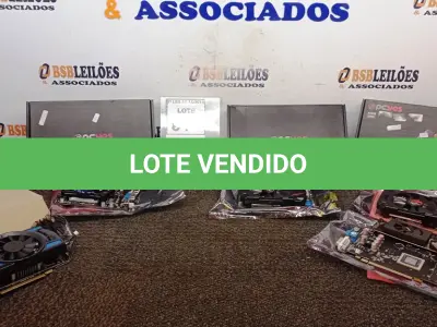 LOTE 014 - 05 PLACAS DE VÍDEO DE MACAS DIVERSAS. (NO ESTADO) ATENÇÃO! FAZER A VISITAÇÃO ANTES DE ARREMATAR, NÃO SABEMOS SE FUNCIONA, LEILÃO NÃO TEM GARANTIA E NEM DEVOLUÇÃO, SUJEITO A POSSÍVEIS AVARIAS VISÍVEIS/OCULTAS E/OU AUSÊNCIA DE COMPONENTES.