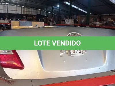 LOTE 073 - 01 TAMPA DE PORTA MALAS PARA TOYTA CAMRY. (NO ESTADO) ATENÇÃO! FAZER A VISITAÇÃO ANTES DE ARREMATAR, NÃO SABEMOS SE FUNCIONA, LEILÃO NÃO TEM GARANTIA E NEM DEVOLUÇÃO, SUJEITO A POSSÍVEIS AVARIAS VISÍVEIS/OCULTAS E/OU AUSÊNCIA DE COMPONENTES.